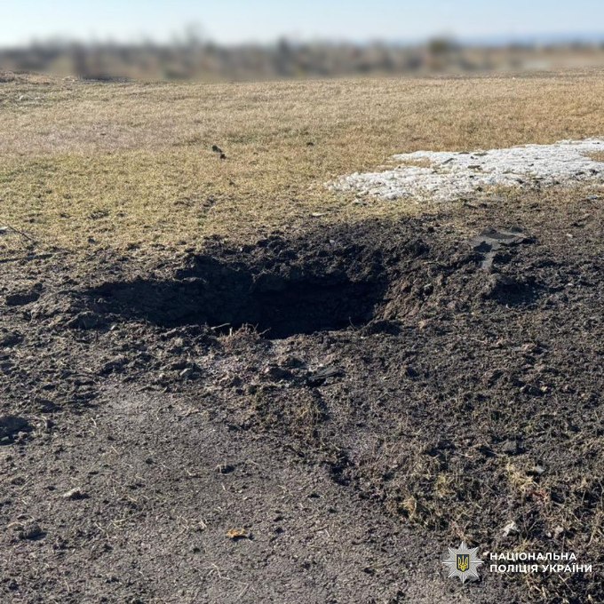  Читайте нас у Facebook, Telegram та Instagram   Раніше РЕДПОСТ писав, що протягом минулої доби російські війська обстріляли Харків і ще 14 населених пунктів області. Внаслідок обстрілів є загиблі та поранені, серед постраждалих – дитина.